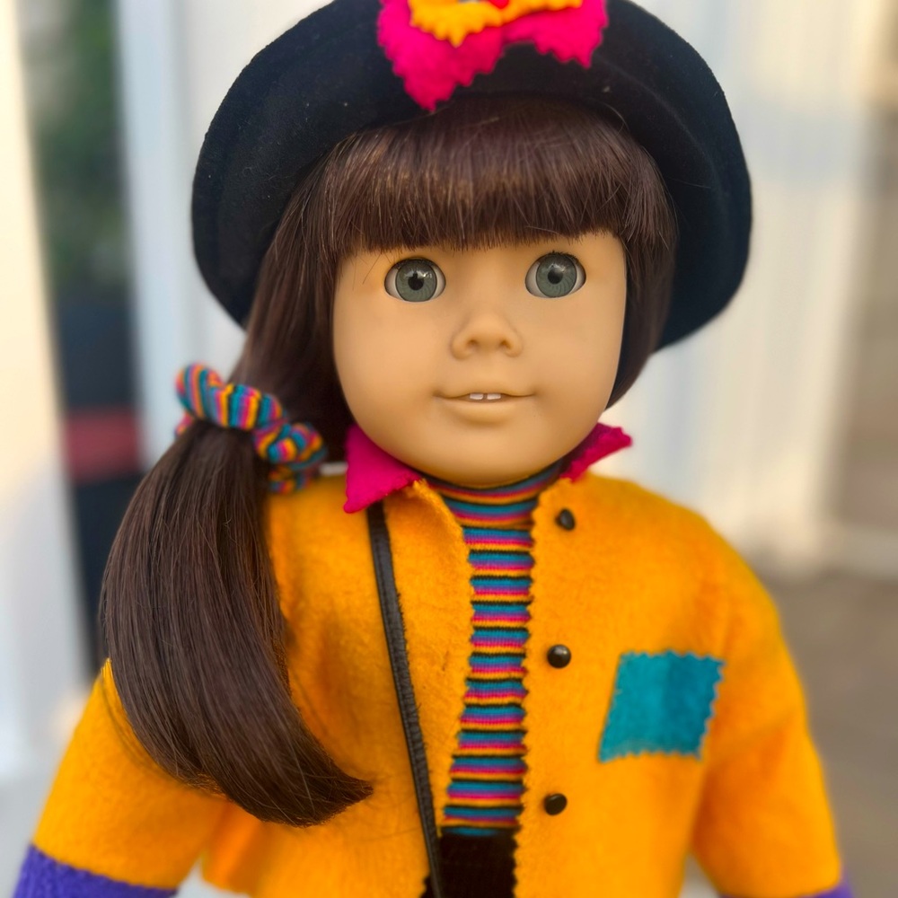 RARE Pleasant Company American Girl of Today Doll 19.1  *ADULT* GRAY EYES JLY